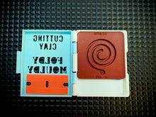 Load image into Gallery viewer, Foldy Mouldy - Spiral 30 mm