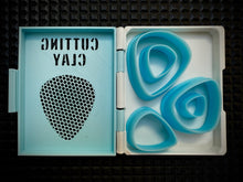 Load image into Gallery viewer, Medium range - Plectrum