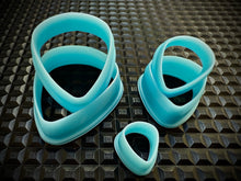 Load image into Gallery viewer, Medium range - Plectrum