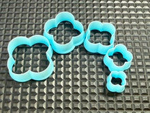 Cargar imagen en el visor de la galería, Medium Range - Quatrefoil - NEW PRODUCT!!