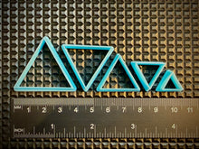 Cargar imagen en el visor de la galería, Medium Range - Triangle- NEW PRODUCT!!