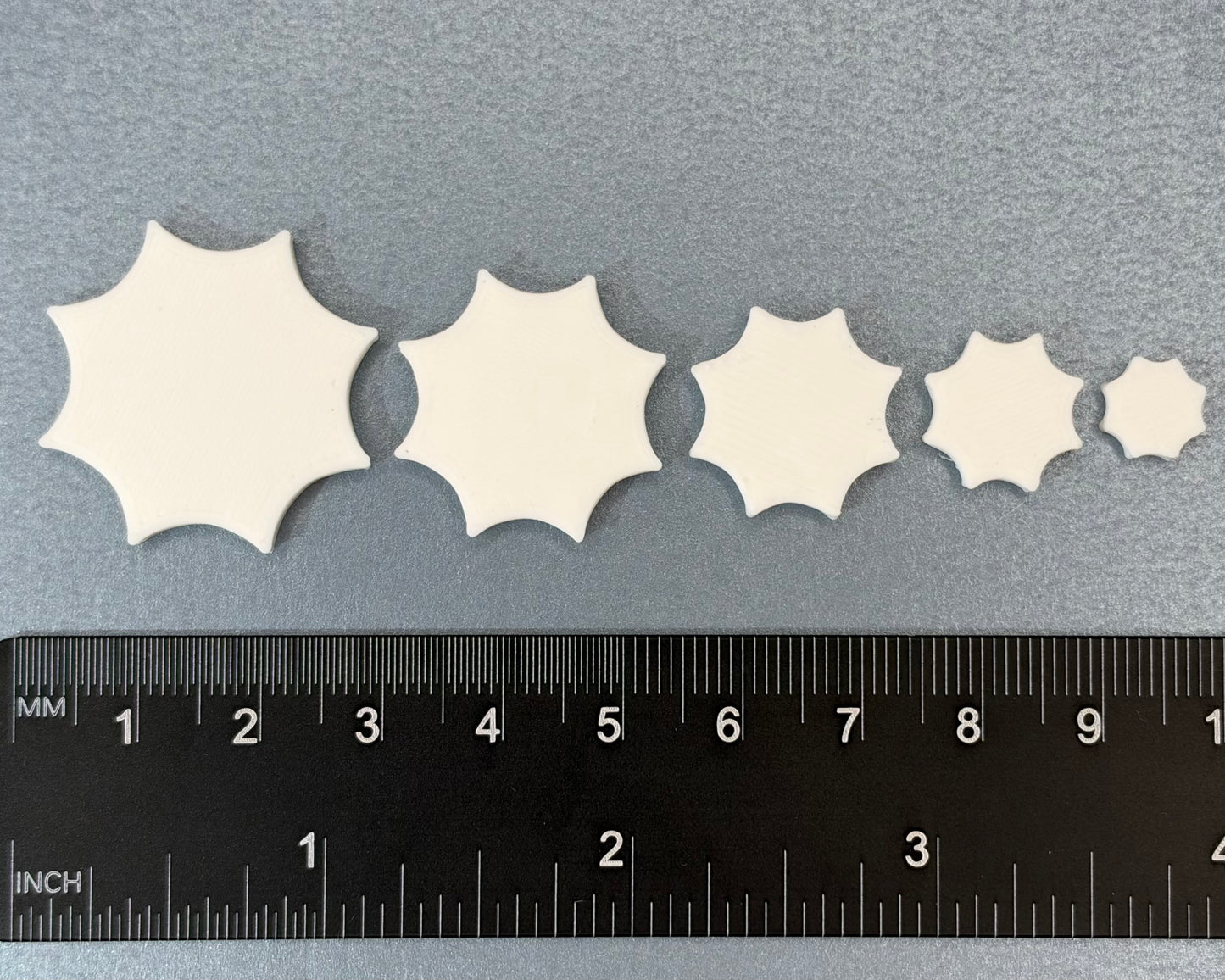 Happy Medium - 8-Point Circle