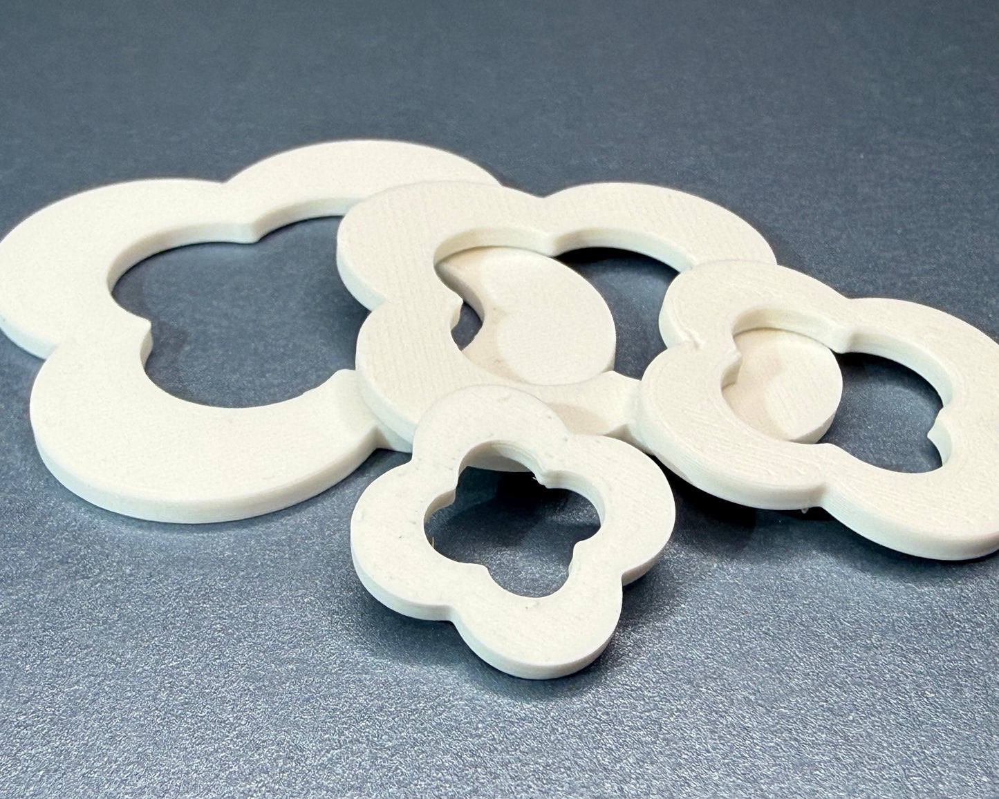 DYNAMIC DUO - Quatrefoil