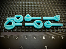 Cargar imagen en el visor de la galería, Teeny Tiny - Conjunto de triángulos convexos
