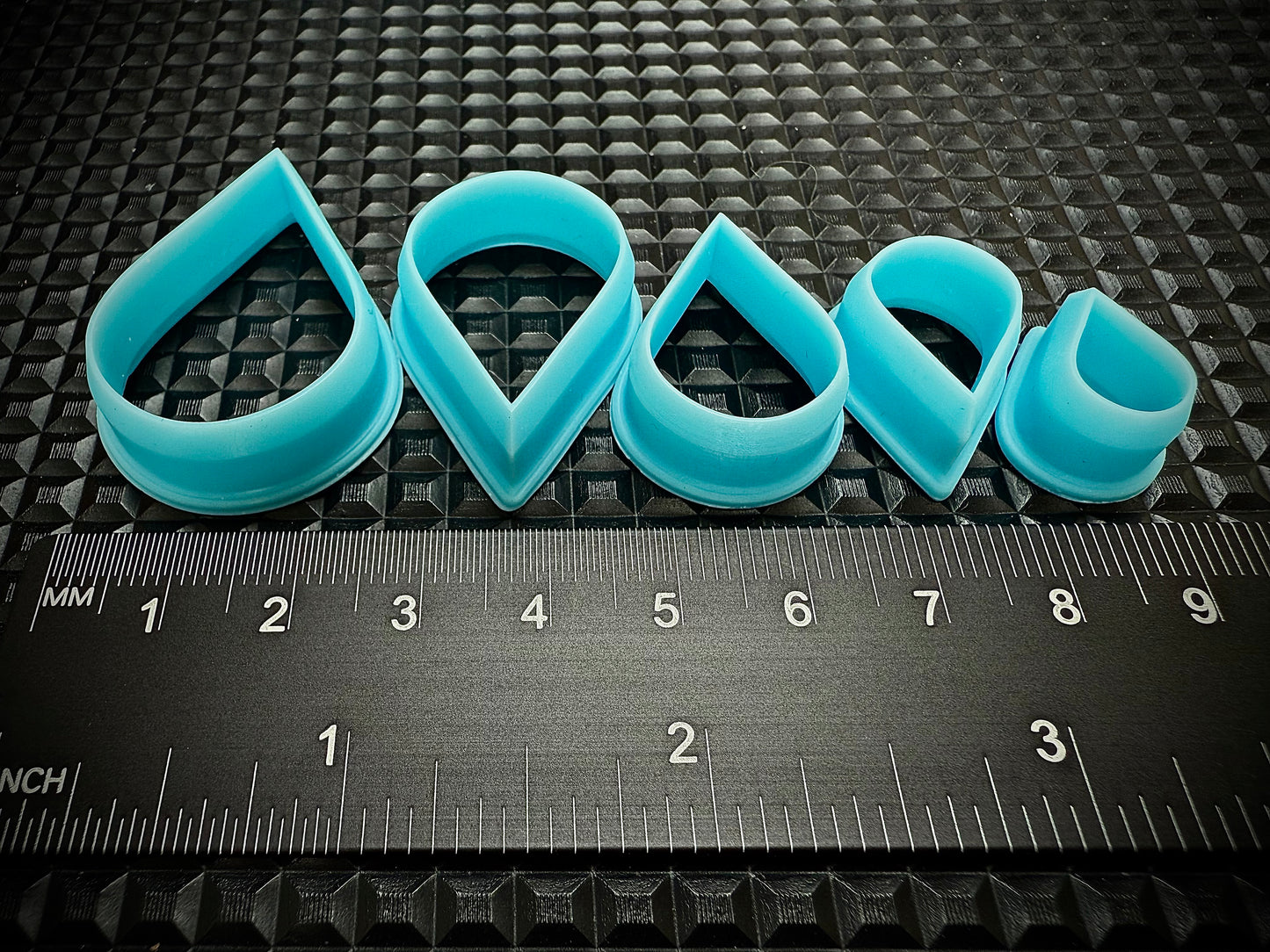 Medium range - Teardrop set
