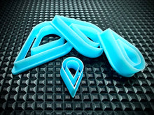 Load image into Gallery viewer, DYNAMIC DUO - Teardrop
