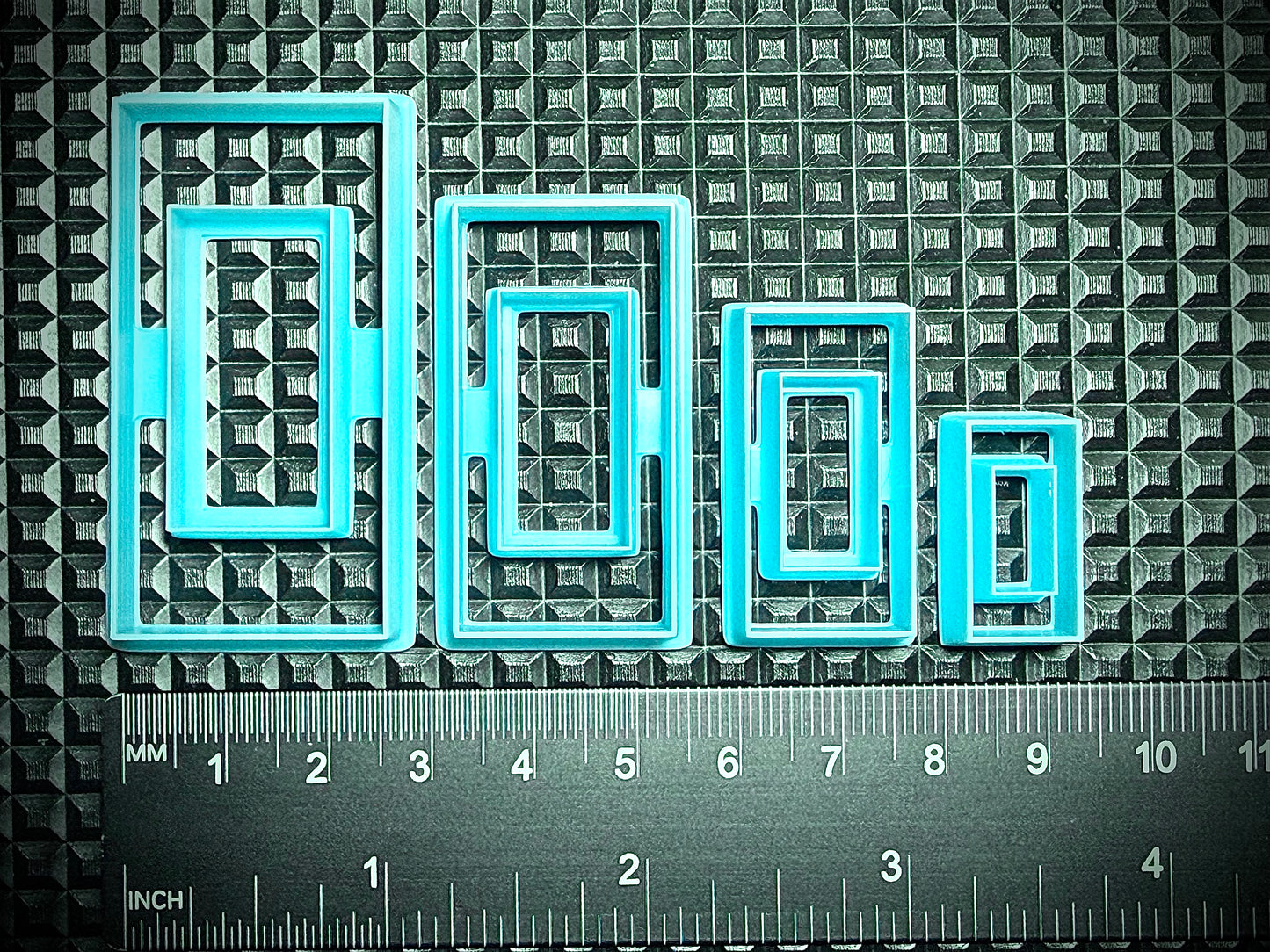 DYNAMIC DUO - Rectangle