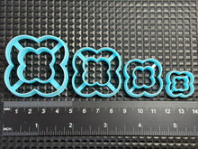 Load image into Gallery viewer, DYNAMIC DUO - Quatrefoil
