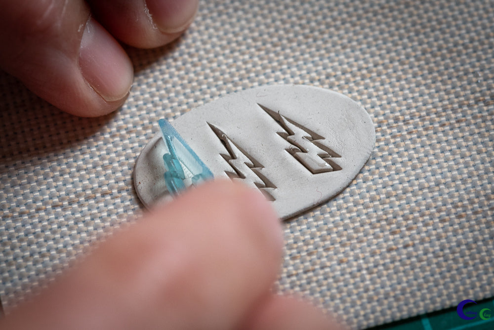 Medium range - Lightning Bolt